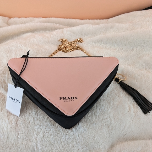 Prada - Picture 11 of 12